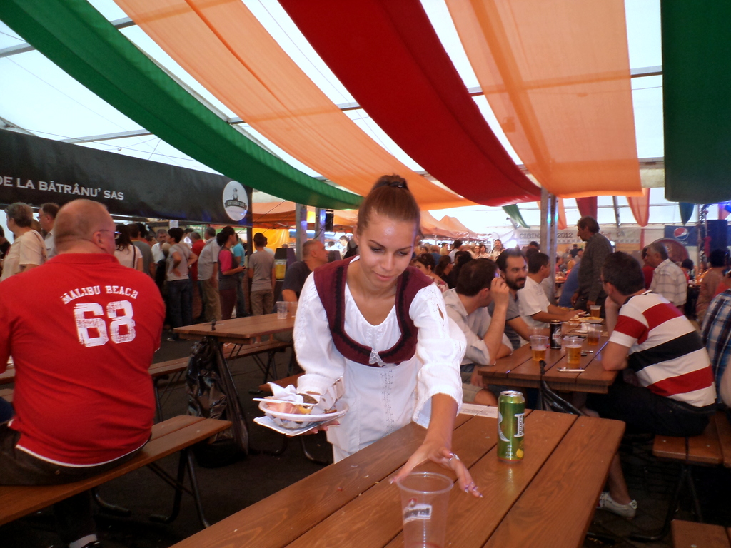 Oktoberfest 2012 Sibiu. Patru zile de distracție și mâncare