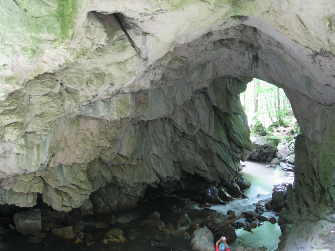 Podul natural de la Grohot, minunea putin cunoscuta a Transilvaniei