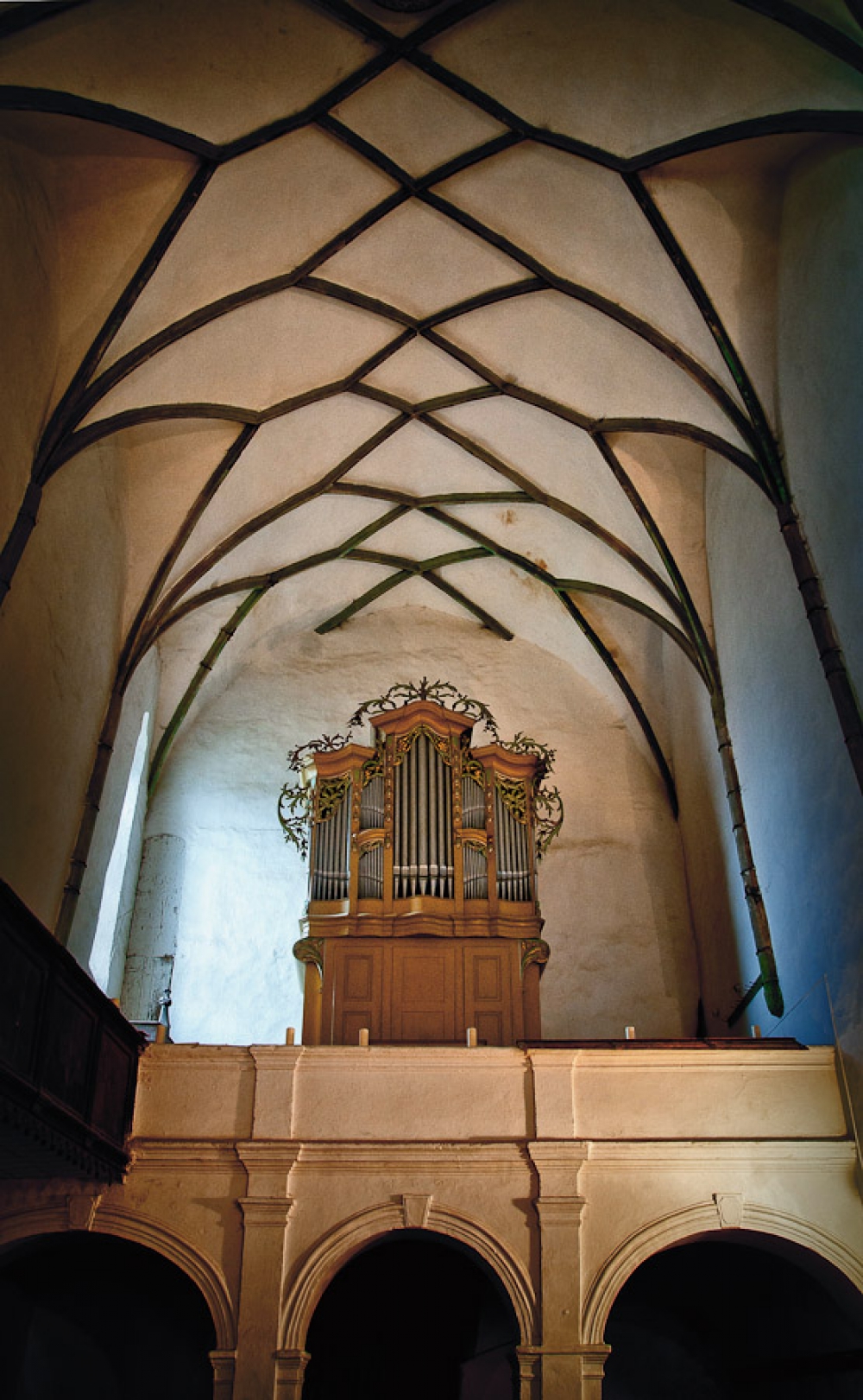 Die Geschichte der Wehrkirche von Bogeschdorf, mit Stein aus dem Cibin Berge gebaut
