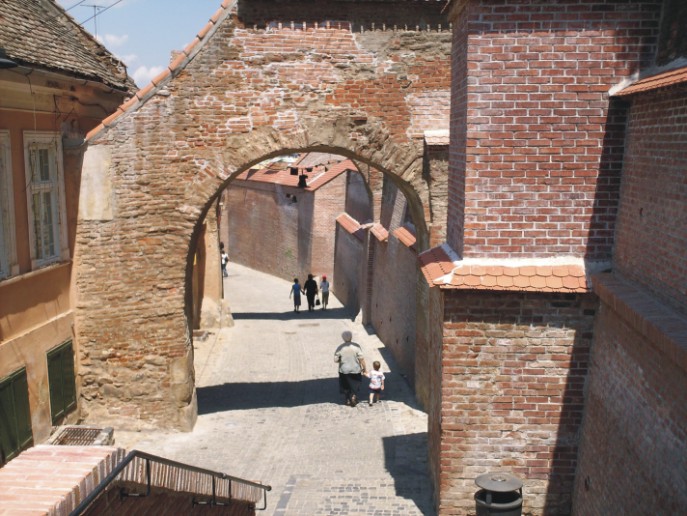 Entdecken Sie die Altstadt: der Treppen Durchgang in Hermannstadt