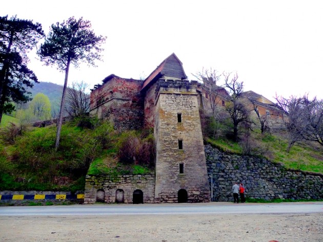 Castelul Turnu Rosu, vopsit cu sangele turcilor