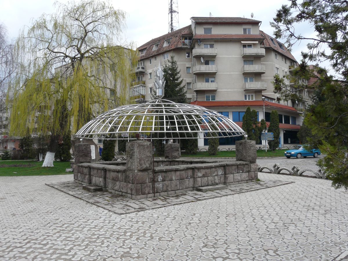 Balta Dracului din orasul Covasna, un monument unic in Europa